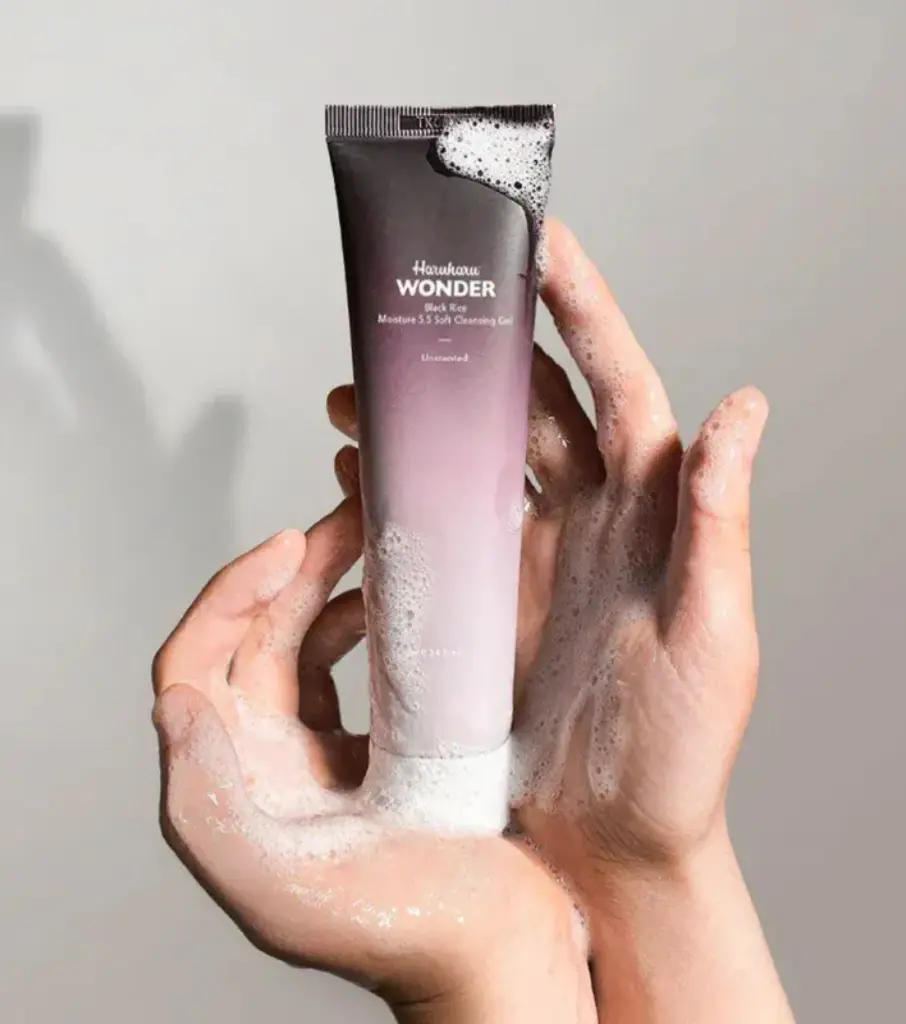 haruharu-wonder-gel-limpiador-hidratante-black-rice-5-5-soft-3-90648.webp