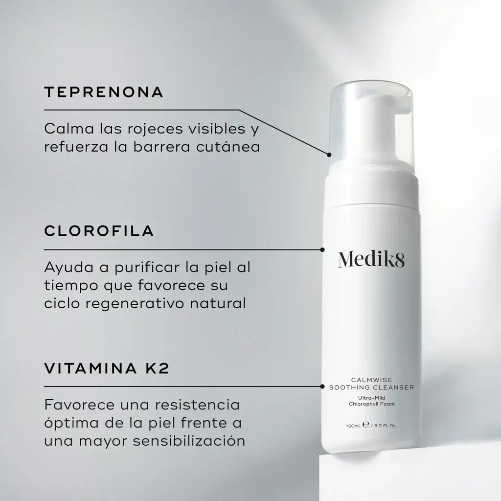 Medik8-PDPAsset3-CalmwiseSoothingCleanser-Ingredients-ROWcopy.webp