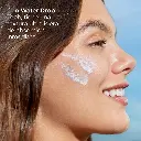 ES_1349_TH_FPFUSIONWATERMAGICSPF5050ML_HOVER_TEXTURE_1.webp
