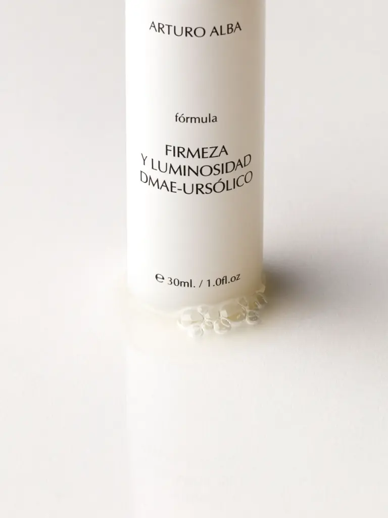 firmeza-luminosidad-dmae-ursolico-3.webp