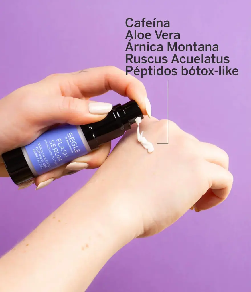 Eye-Flash-Serum-styled-4-1.webp